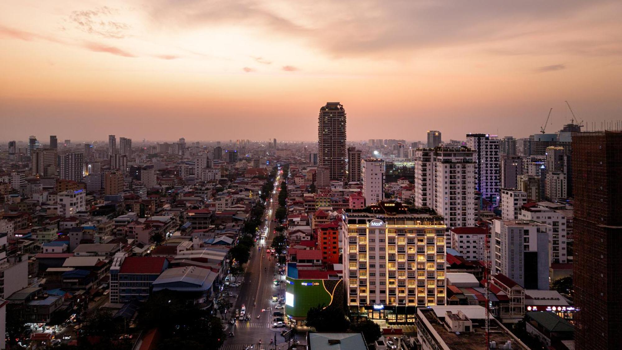 Maxx Phnom Penh Downtown By H World Ξενοδοχείο Εξωτερικό φωτογραφία